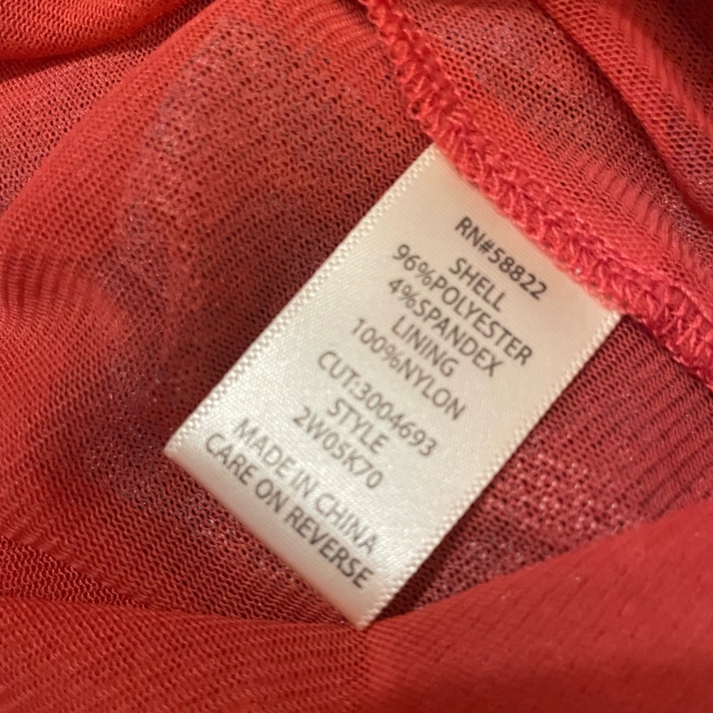 Max Studio‎ Red Floral Blouse - Picture 6 of 6